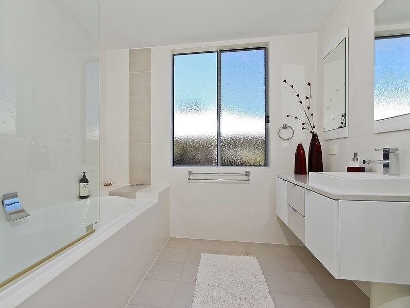 2/7 Saleya Drive, Varsity Lakes QLD 4227