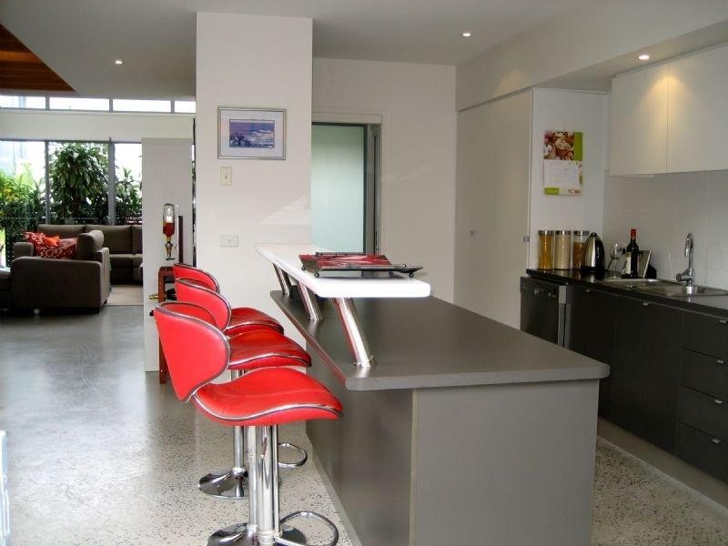 16 Watts Drive, Varsity Lakes QLD 4227