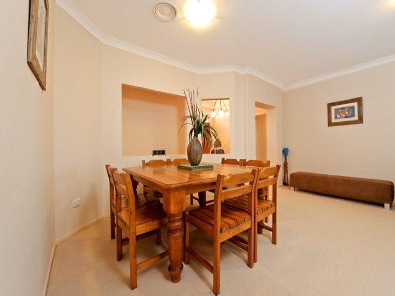 3 Acton Drive, Varsity Lakes QLD 4227