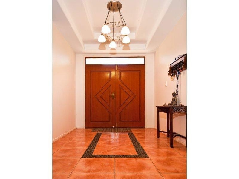 3 Acton Drive, Varsity Lakes QLD 4227