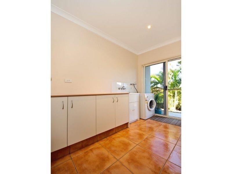 3 Acton Drive, Varsity Lakes QLD 4227