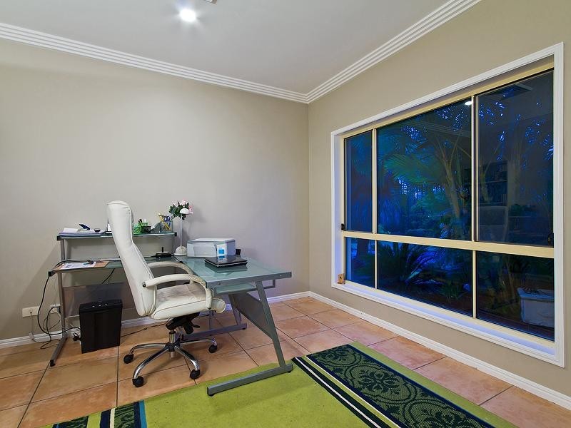 10 Hillridge Crescent, Varsity Lakes QLD 4227