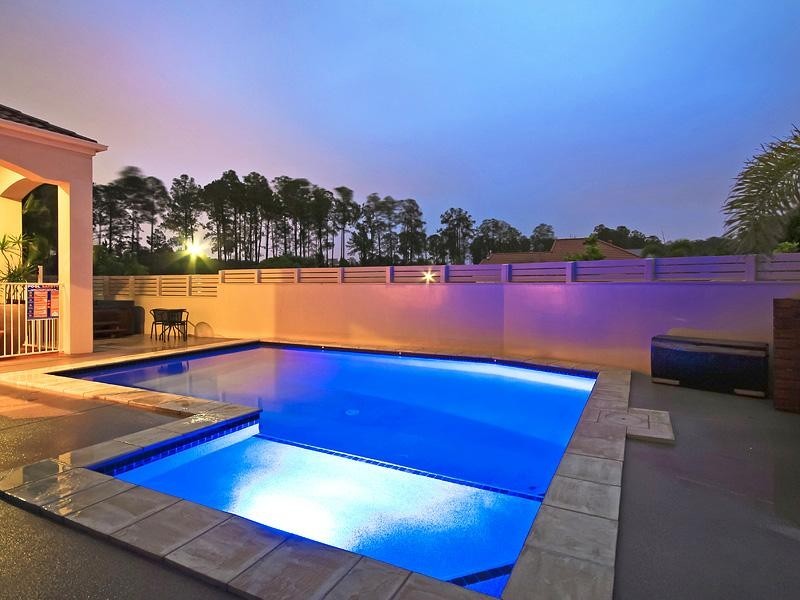 10 Hillridge Crescent, Varsity Lakes QLD 4227