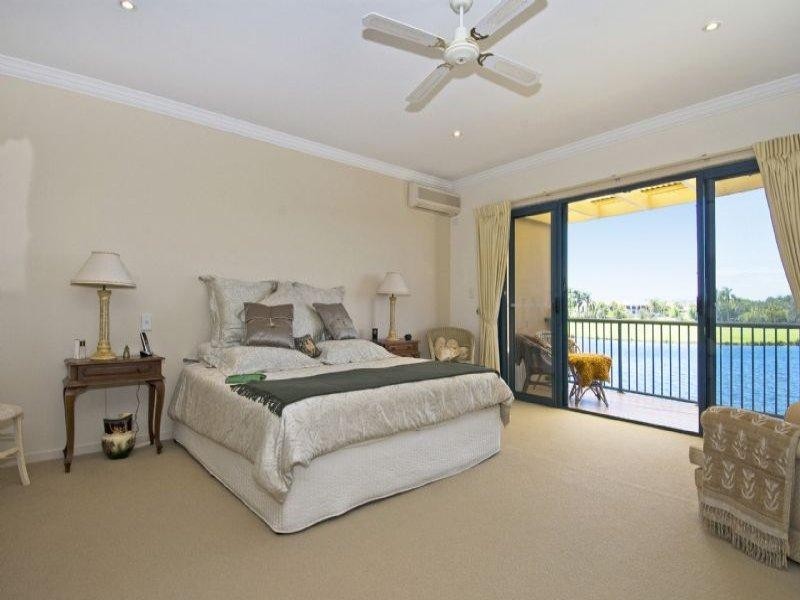 39/117 Palm Meadows Drive, Carrara QLD 4211