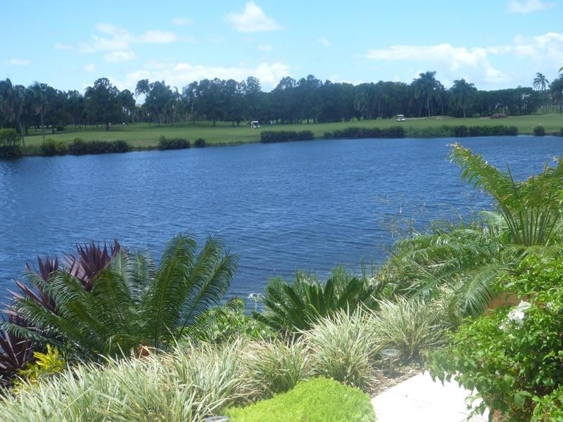 39/117 Palm Meadows Drive, Carrara QLD 4211