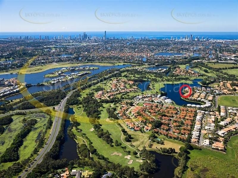 39/117 Palm Meadows Drive, Carrara QLD 4211