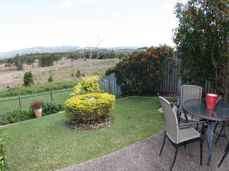 63/136 Palm Meadows Drive, Carrara QLD 4211