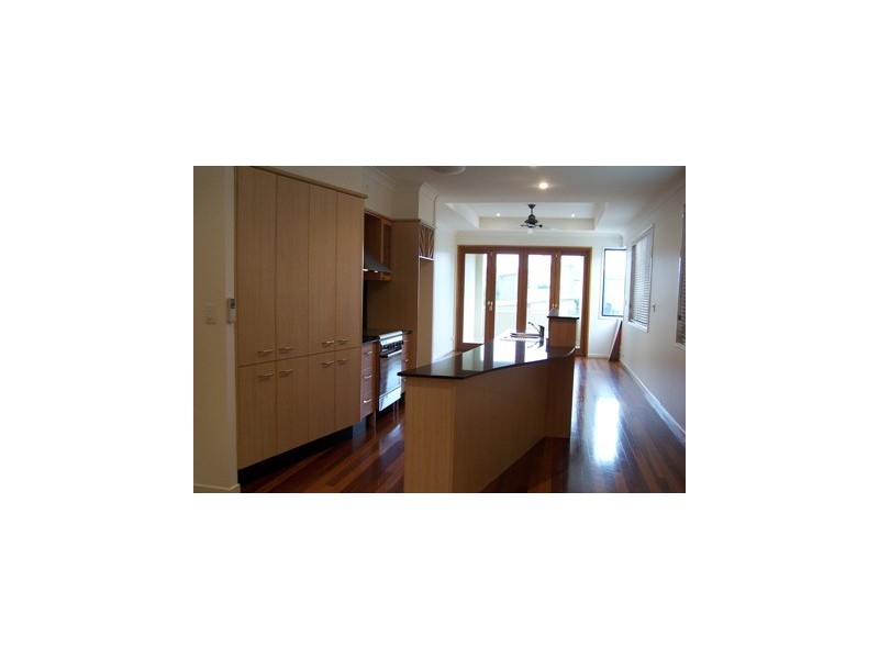 12 Miami Shore Parade, Miami QLD 4220