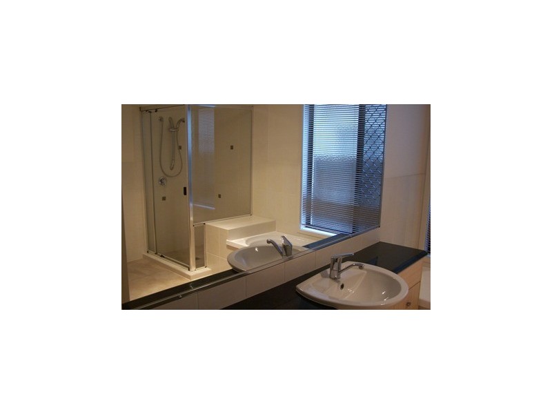 12 Miami Shore Parade, Miami QLD 4220