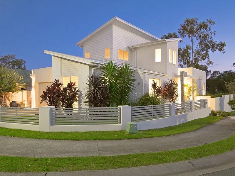 22 Meridien Avenue, Varsity Lakes QLD 4227