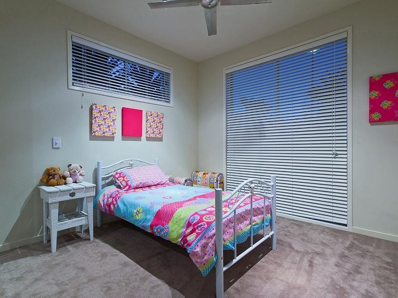 22 Meridien Avenue, Varsity Lakes QLD 4227