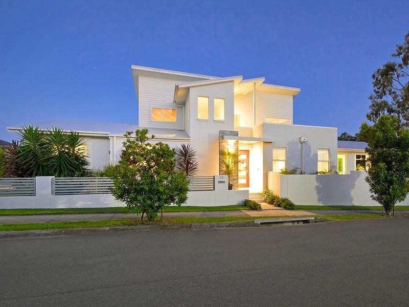 22 Meridien Avenue, Varsity Lakes QLD 4227