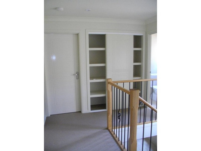 16 Blue Ridge Crescent, Varsity Lakes QLD 4227