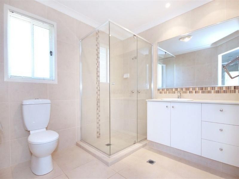 10 Caprice Street, Bonogin QLD 4213