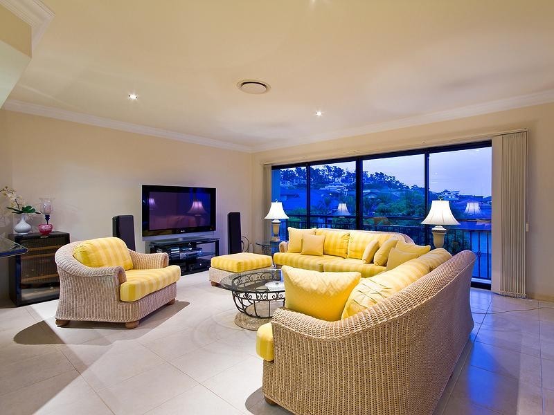 24 Marriott Way, Highland Park QLD 4211