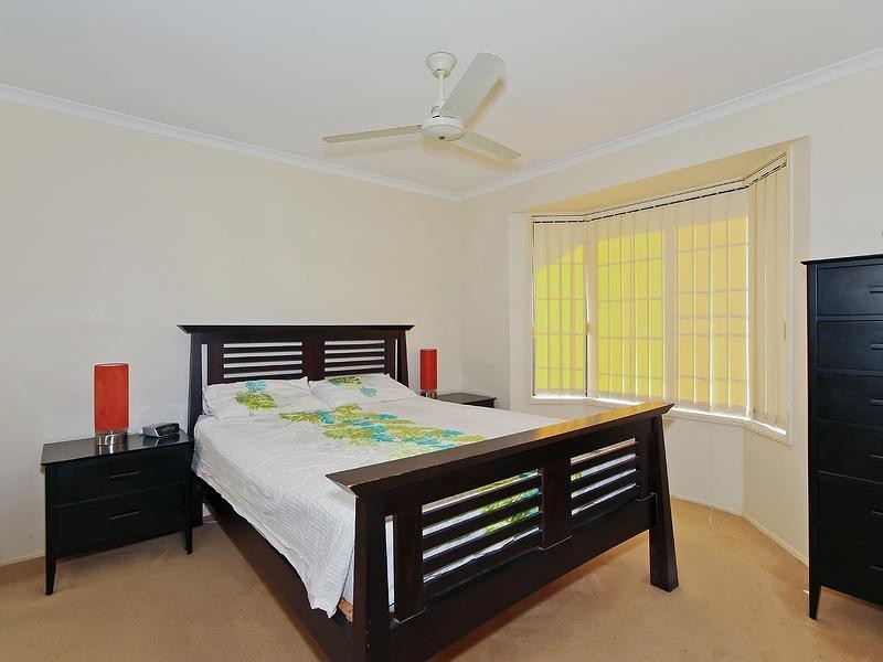 6 Hollyfern Court, Oxenford QLD 4210