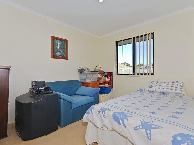 6 Hollyfern Court, Oxenford QLD 4210