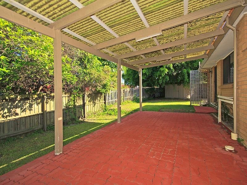 6 Dunhill Court, Carrara QLD 4211