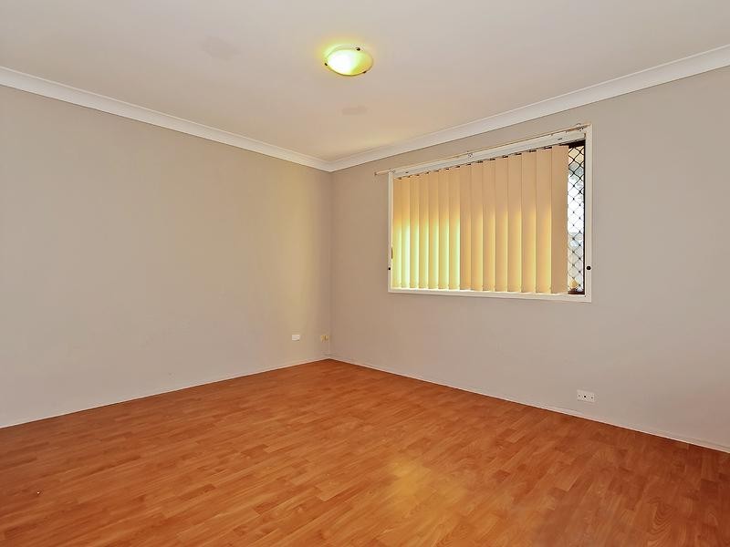 6 Dunhill Court, Carrara QLD 4211