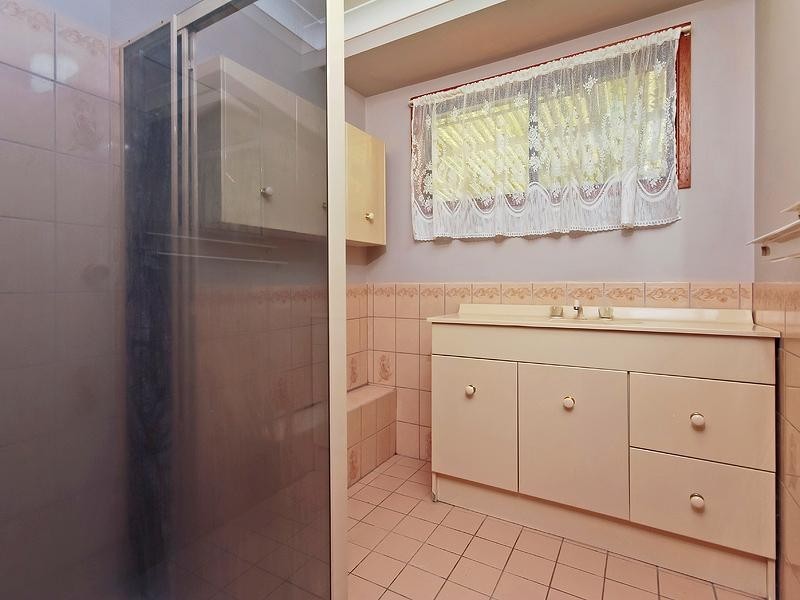 6 Dunhill Court, Carrara QLD 4211