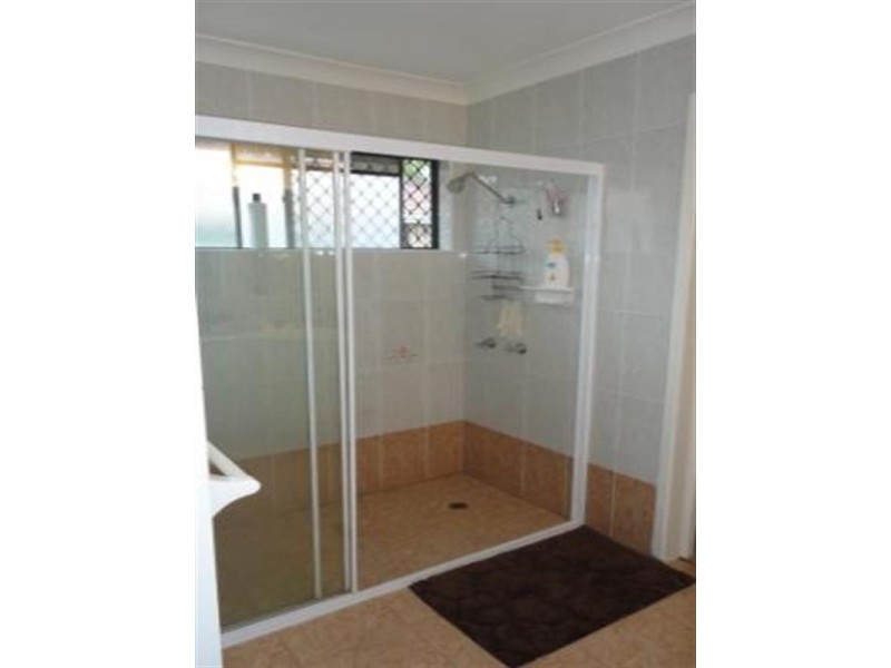 12/15 Hooker Boulevard, Broadbeach Waters QLD 4218