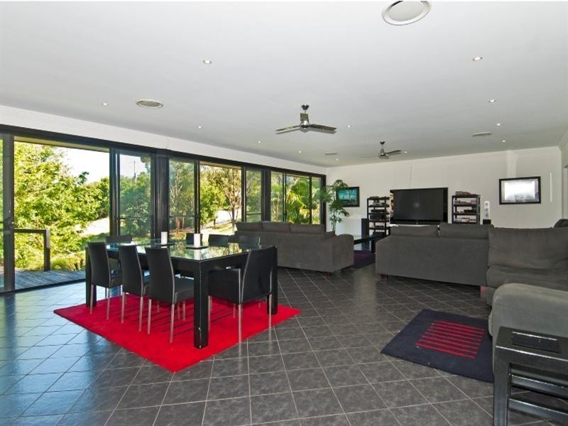 43 Glenaura Drive, Tallai QLD 4213