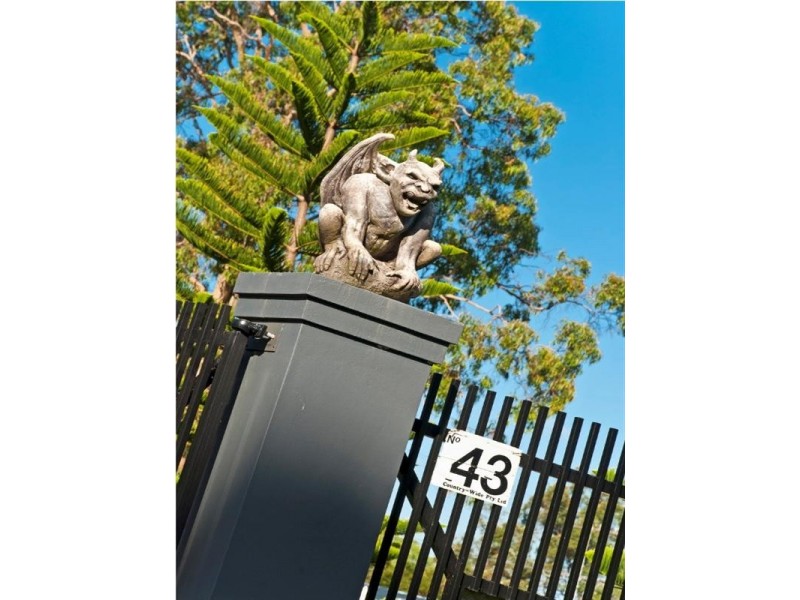 43 Glenaura Drive, Tallai QLD 4213