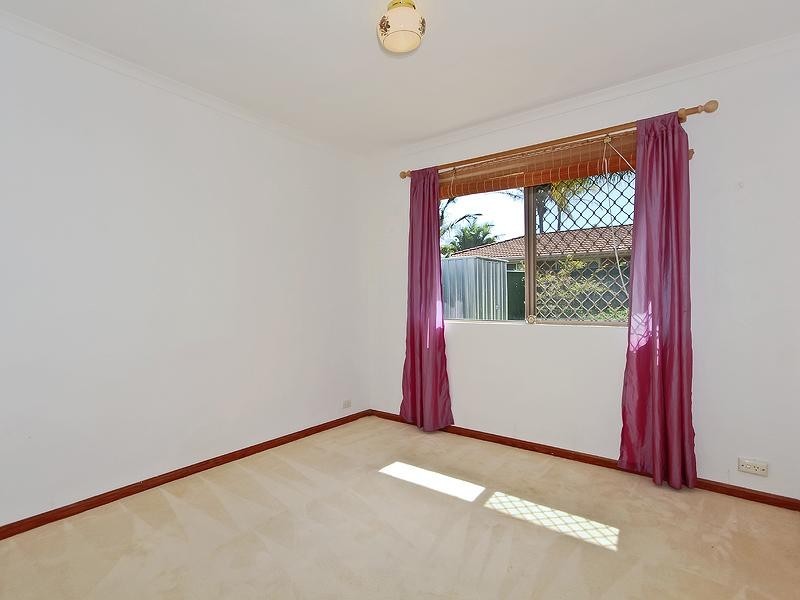 16 Lakeridge Drive, Varsity Lakes QLD 4227