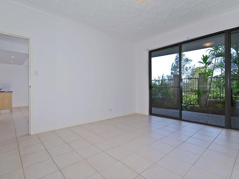 1/20 Comore Drive, Varsity Lakes QLD 4227