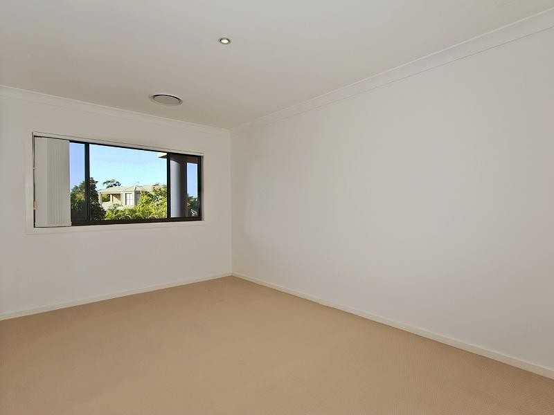 1/20 Comore Drive, Varsity Lakes QLD 4227