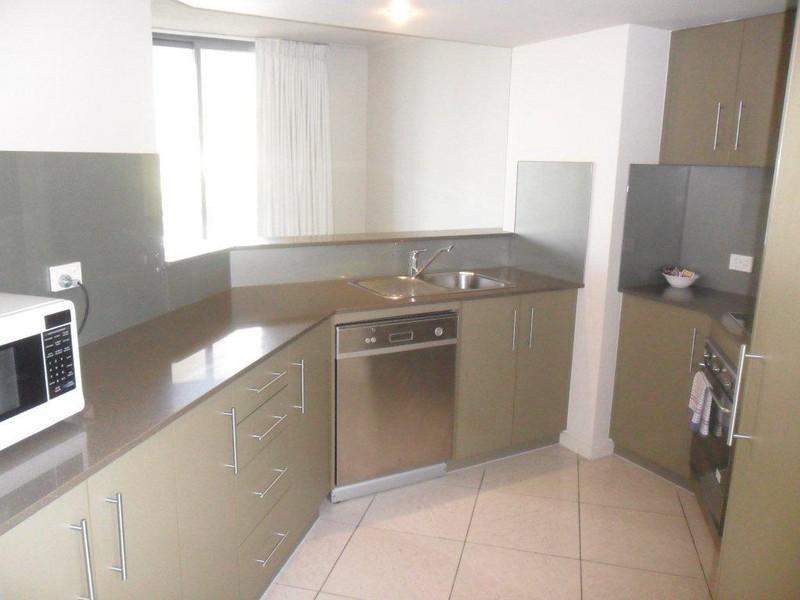 1088/1 ‘Swell Resort’, Burleigh Heads QLD 4220