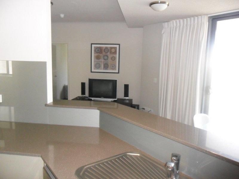 1088/1 ‘Swell Resort’, Burleigh Heads QLD 4220