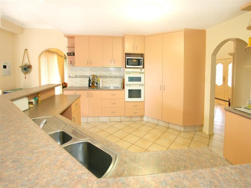 30 The Panorama, Tallai QLD 4213