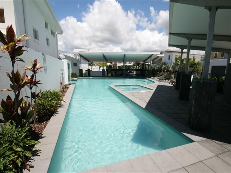 92 Verona Circuit, Burleigh Waters QLD 4220