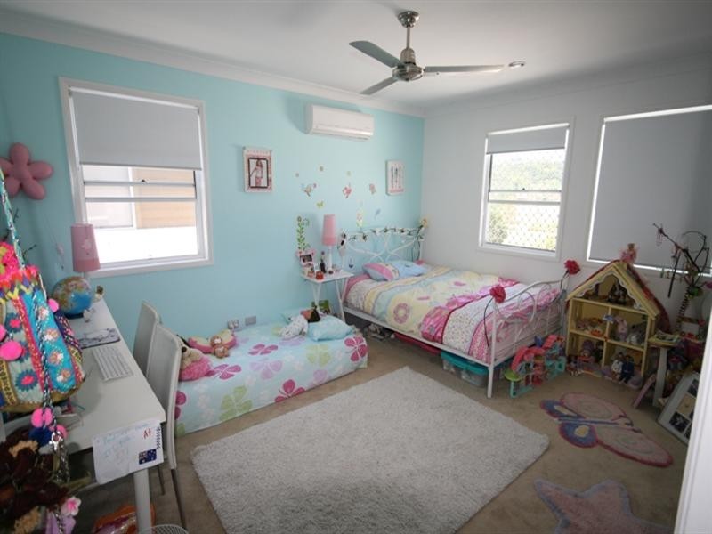 92 Verona Circuit, Burleigh Waters QLD 4220