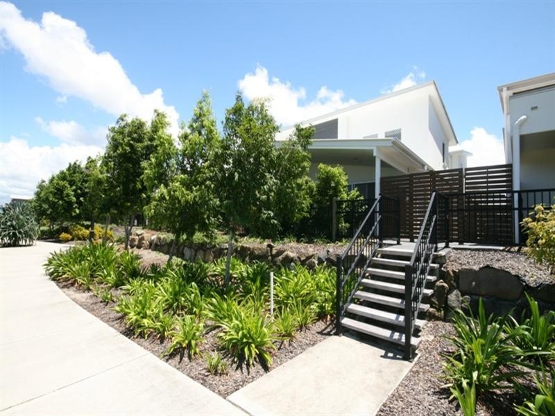 92 Verona Circuit, Burleigh Waters QLD 4220
