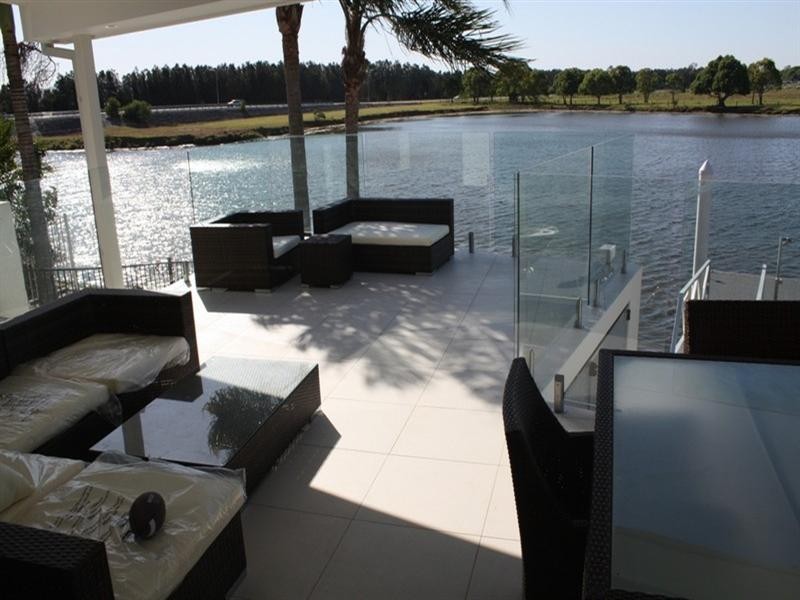 24 St Martins Place, Clear Island Waters QLD 4226