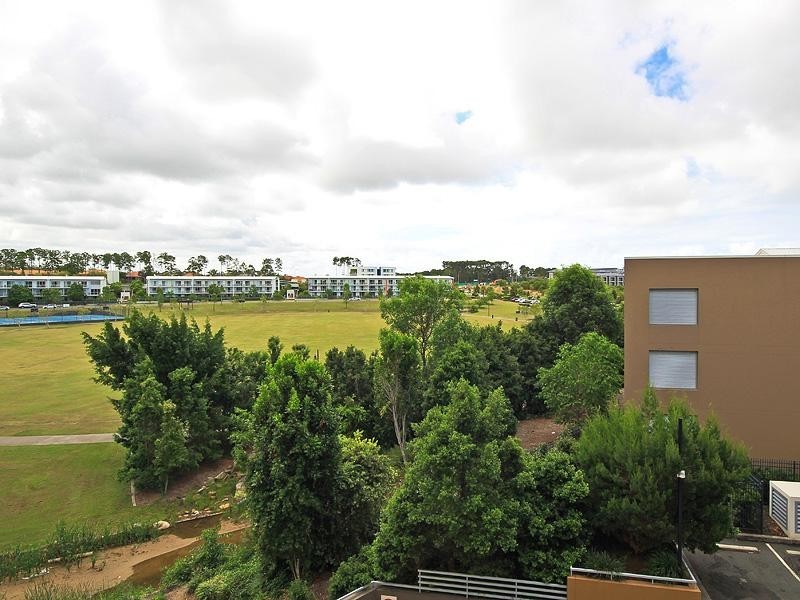 8/226 Varsity Parade, Varsity Lakes QLD 4227