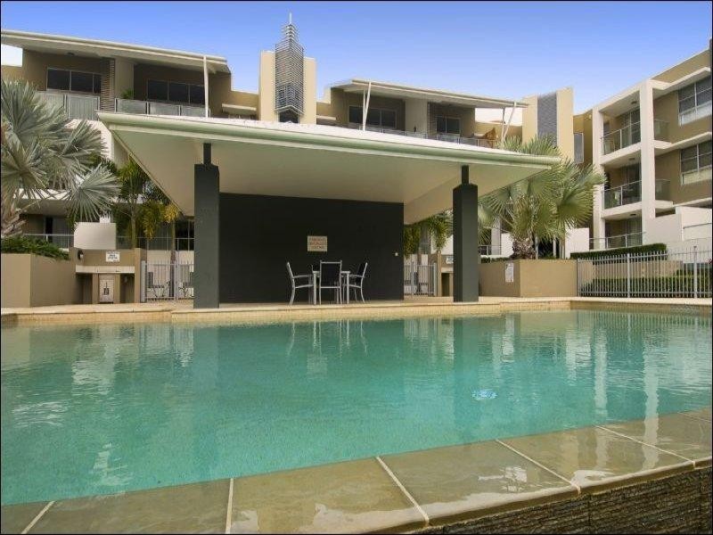 19/253 Varsity Parade, Varsity Lakes QLD 4227