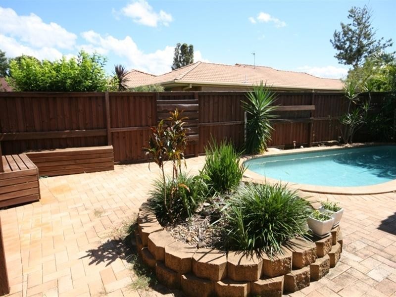 18 Allegro Place, Varsity Lakes QLD 4227