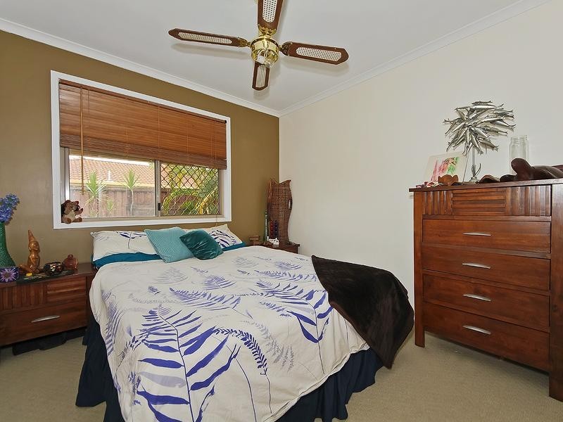 18 Allegro Place, Varsity Lakes QLD 4227