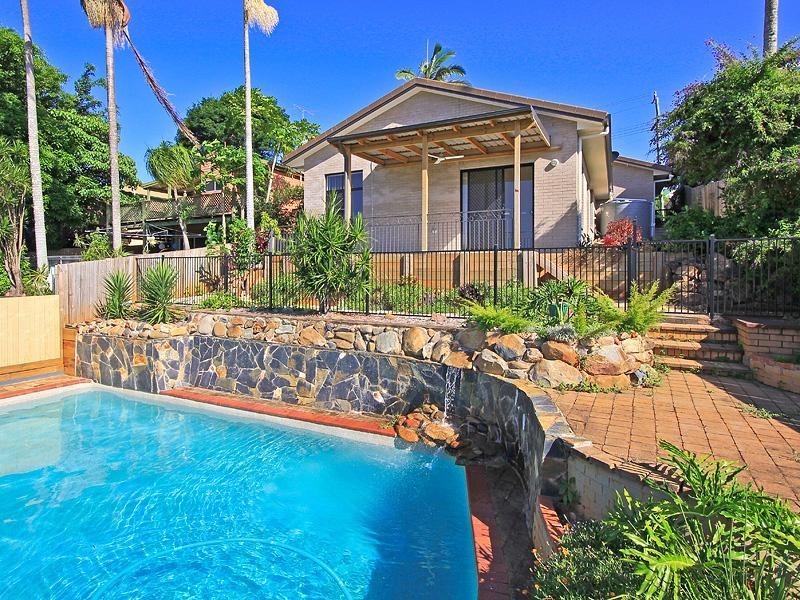 16 Riverview Road, Nerang QLD 4211