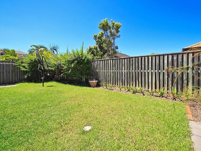 5 Windemere Crescent, Varsity Lakes QLD 4227