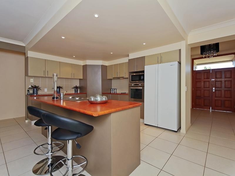 8 Eden Court, Nerang QLD 4211