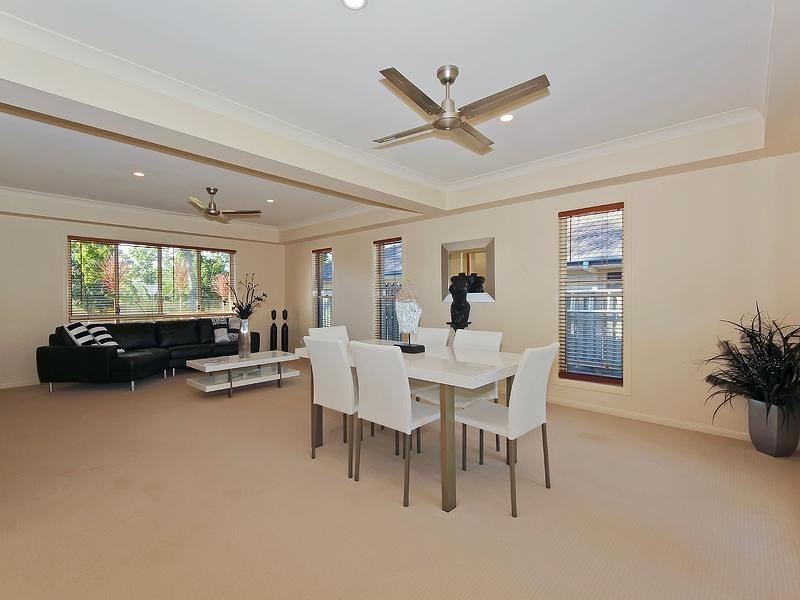 8 Eden Court, Nerang QLD 4211