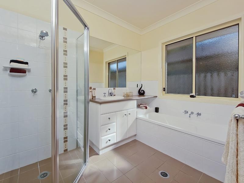 8 Eden Court, Nerang QLD 4211