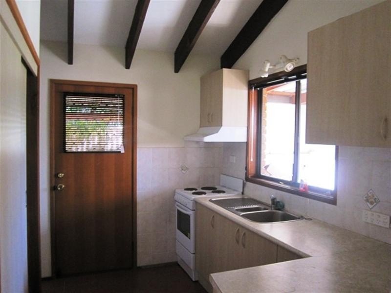 39 Frascott Avenue, Varsity Lakes QLD 4227