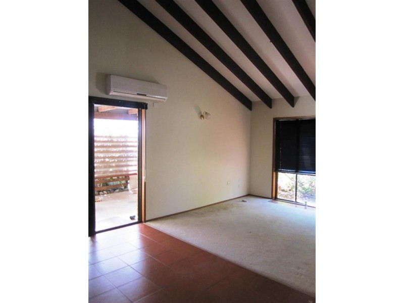 39 Frascott Avenue, Varsity Lakes QLD 4227