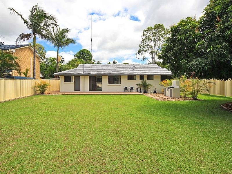 6 The Avenue, Nerang QLD 4211