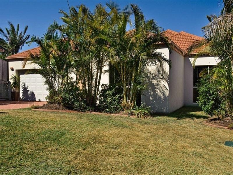 3 Acton Drive, Varsity Lakes QLD 4227